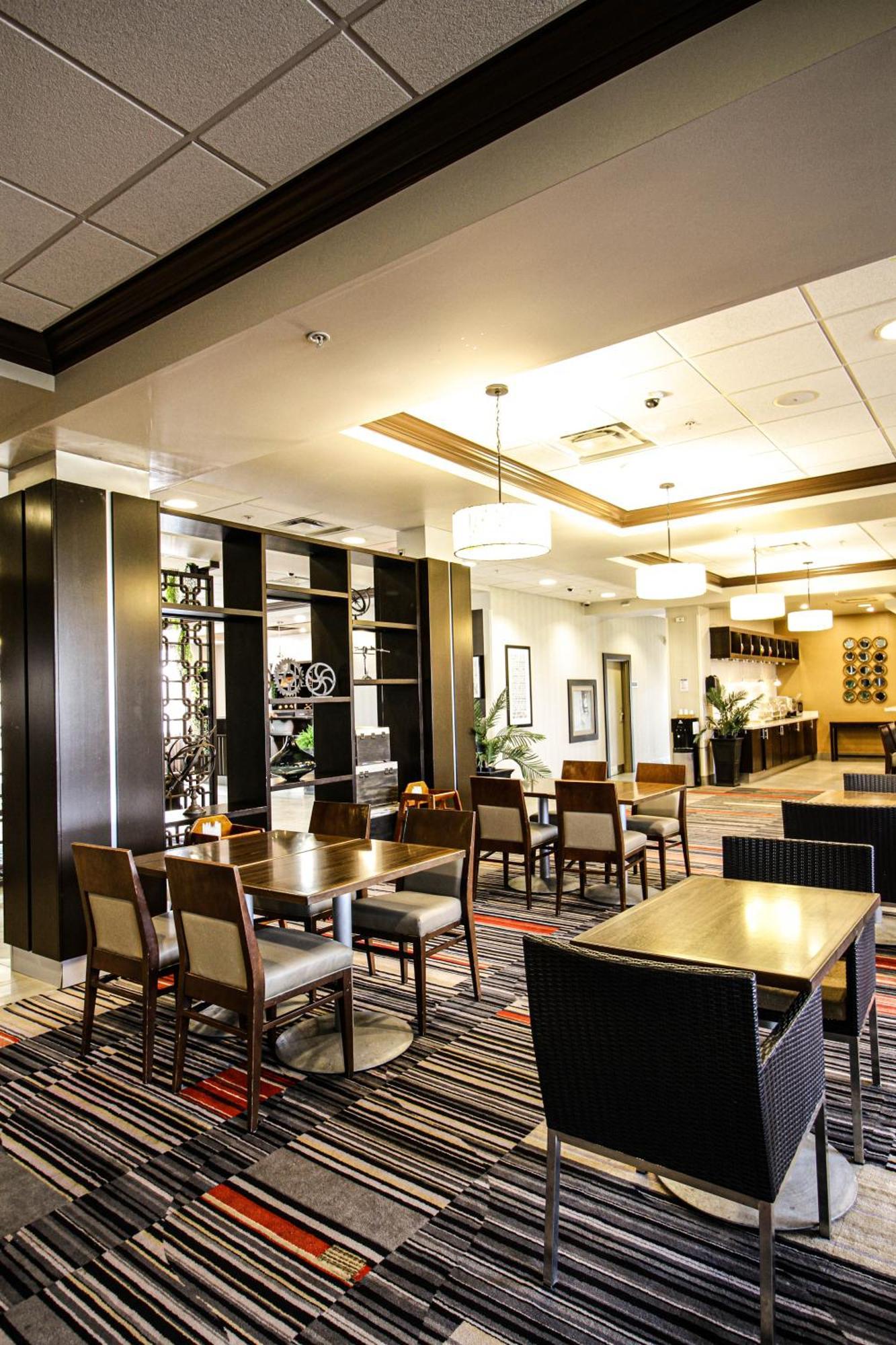 Waterloo Suites Hotel, Trademark Collection By Wyndham Экстерьер фото