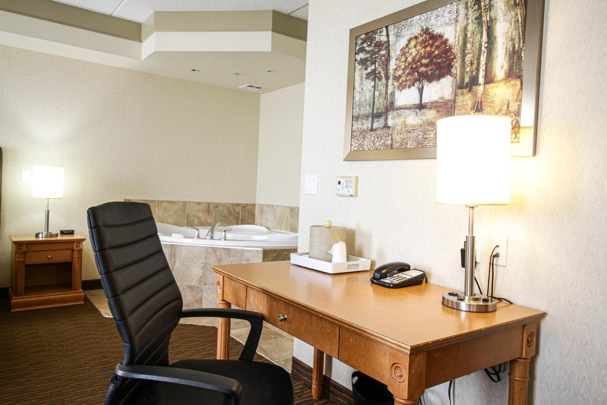 Waterloo Suites Hotel, Trademark Collection By Wyndham Экстерьер фото