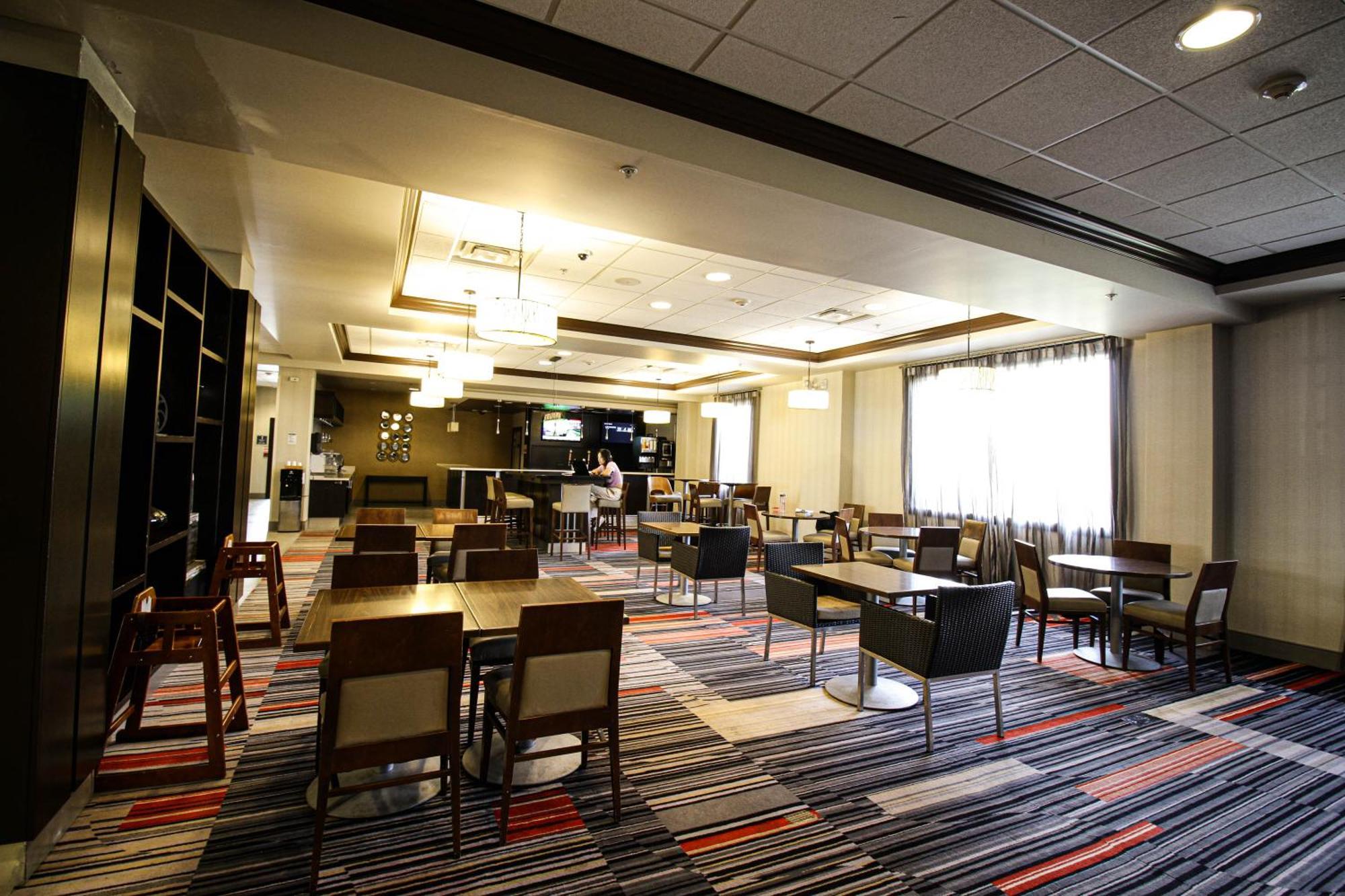 Waterloo Suites Hotel, Trademark Collection By Wyndham Экстерьер фото